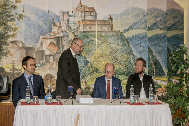Slavnostní zahájení obnov vrchnostenské okrasné zahrady hradu Pernštejn