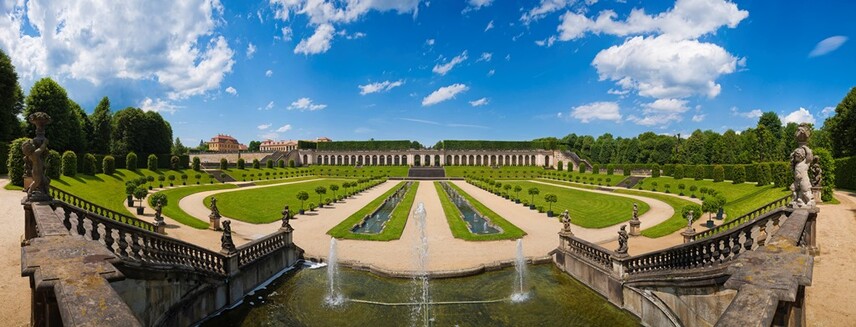 Zámek Grossedlitz se nachází nedaleko Drážďan. Patří ke skvostům zahradní architektury Saska. Zdroj: Staatliche Schlösser, Burgen und Gärten Sachsen gemeinnützige GmbH. Foto nepodléhá licenci Creative Commons.