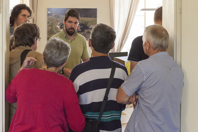 Den otevřených dveří, ukázka práce archeologa - pracovna ředitele ÚOP v Telči P. Macků